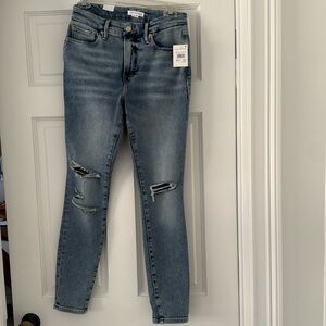 NWT Good American Good Legs Light Blue Denim Skinny Jeans Size 6